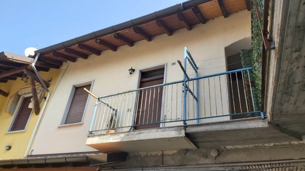 casa indipendente in vendita a Dairago
