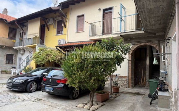 appartamento in vendita a Dairago