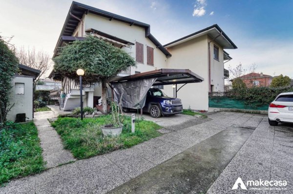 casa indipendente in vendita a Dresano