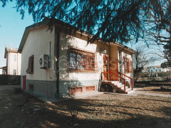 casa indipendente in vendita a Dresano
