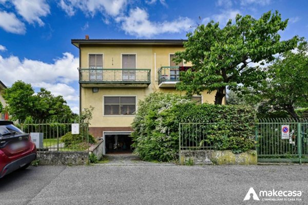 casa indipendente in vendita a Dresano