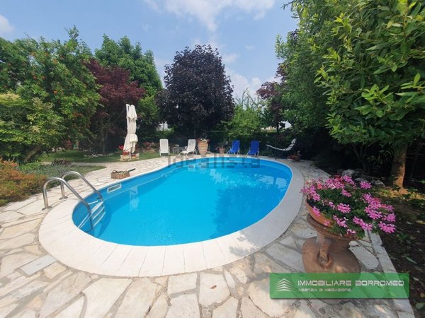 casa indipendente in vendita a Dresano