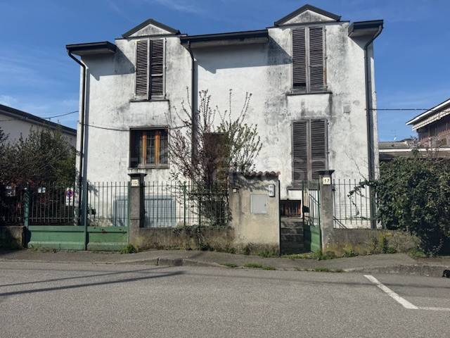 casa indipendente in vendita a Dresano