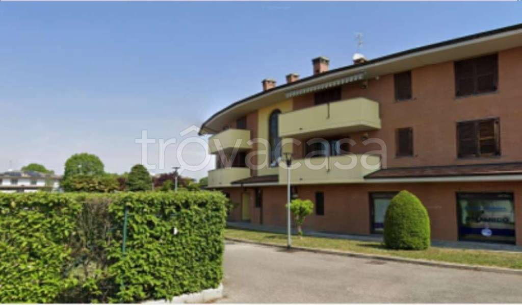 negozio in vendita a Dresano