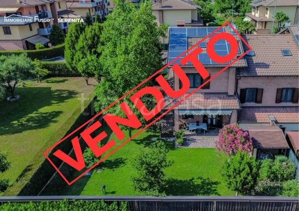 casa indipendente in vendita a Dresano