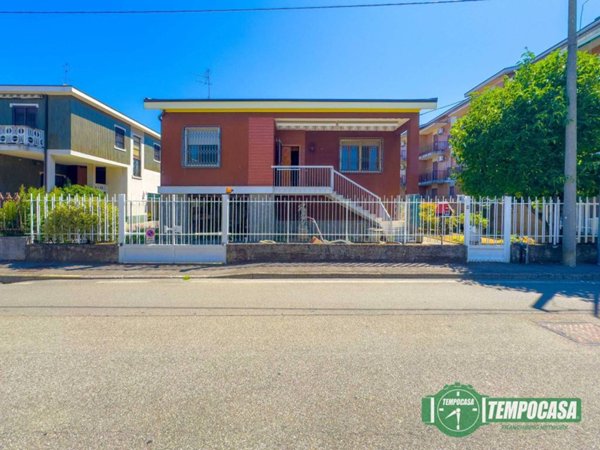 casa indipendente in vendita a Dresano