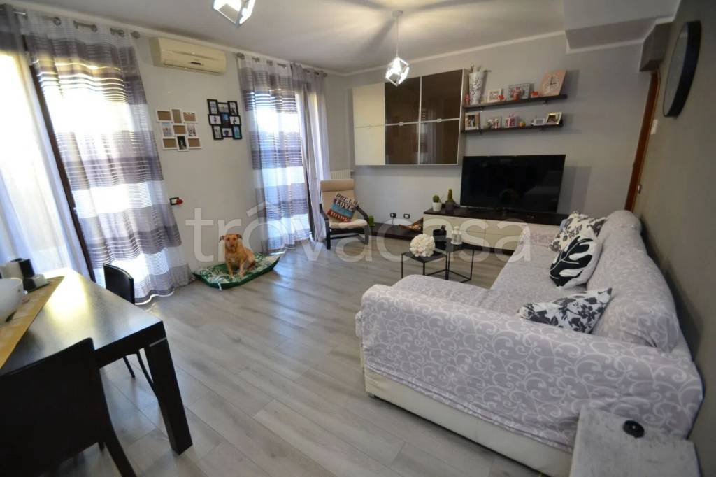 casa indipendente in vendita a Dresano