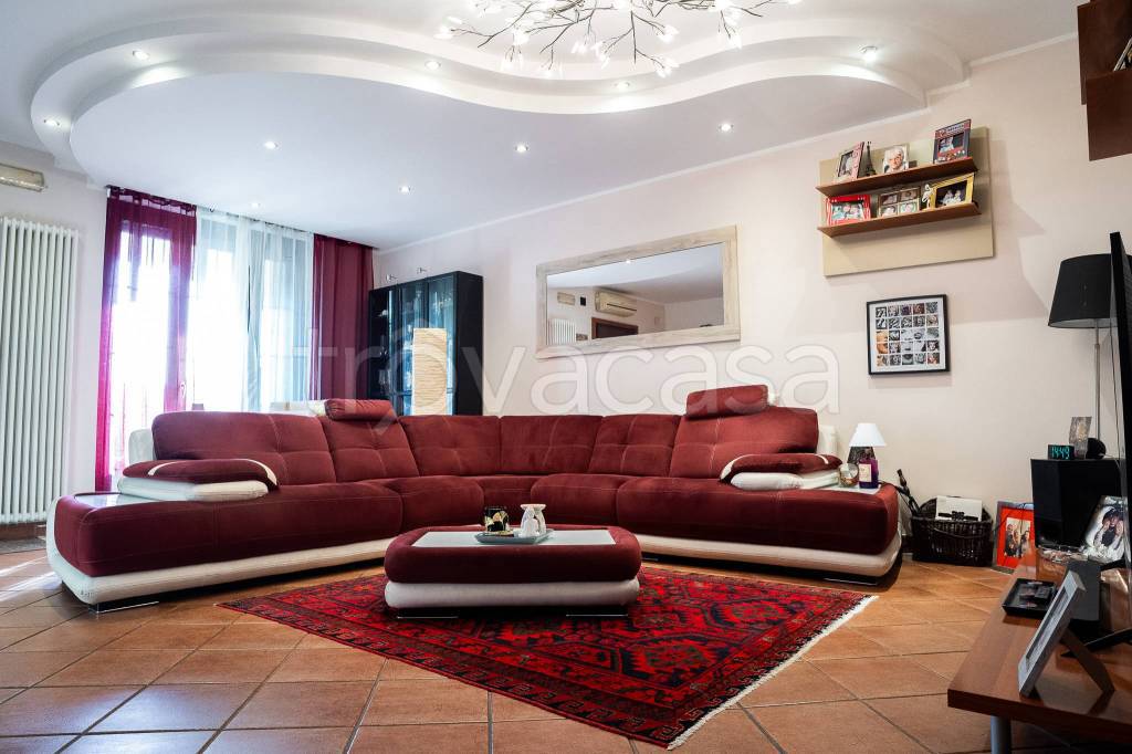 casa indipendente in vendita a Dresano