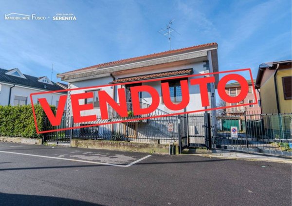 casa indipendente in vendita a Dresano