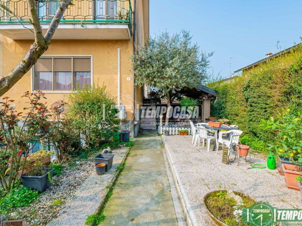 casa indipendente in vendita a Dresano
