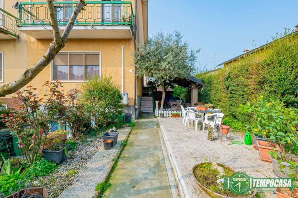 casa indipendente in vendita a Dresano