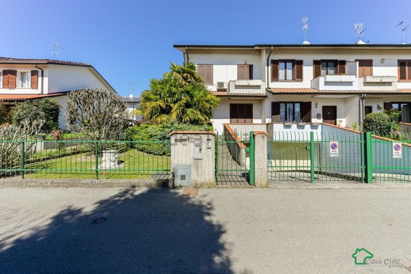 casa indipendente in vendita a Dresano