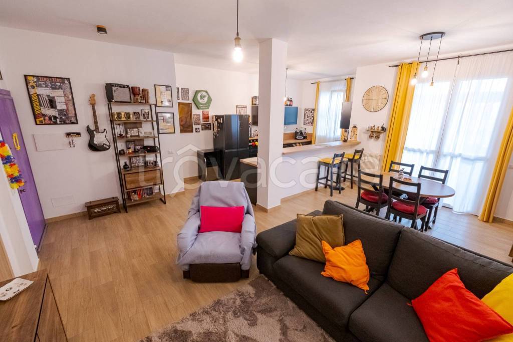 appartamento in vendita a Gaggiano in zona Vigano