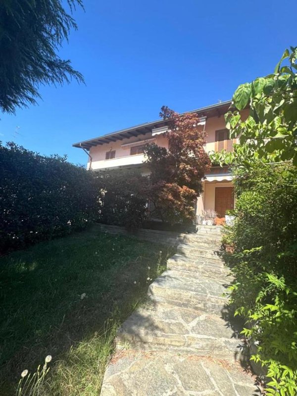 casa indipendente in vendita a Gaggiano