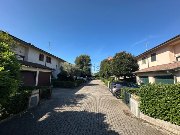 casa indipendente in vendita a Gaggiano