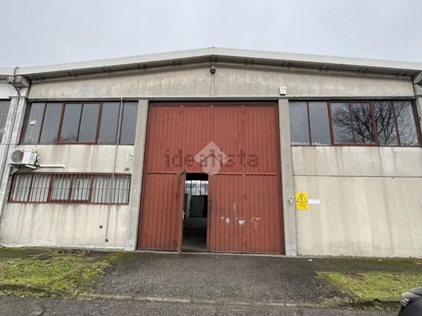 ufficio in vendita a Gaggiano in zona Vigano