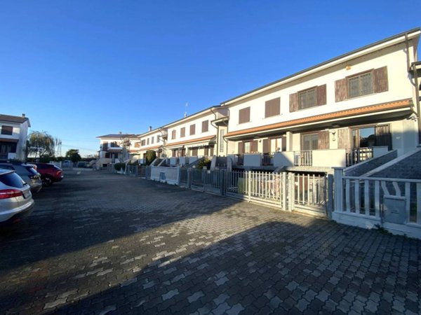 casa indipendente in vendita a Gaggiano in zona San Vito