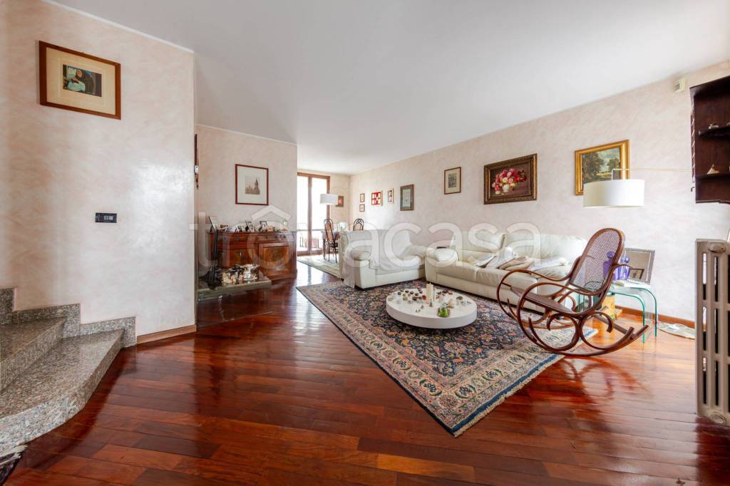 casa indipendente in vendita a Gaggiano