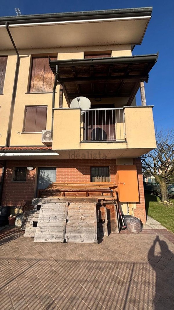 casa indipendente in vendita a Gaggiano