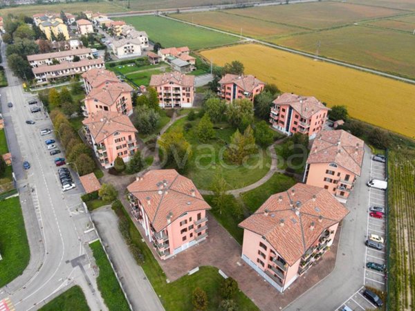 appartamento in vendita a Gaggiano in zona Bonirola
