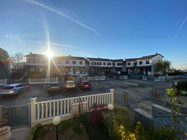 casa indipendente in vendita a Gaggiano