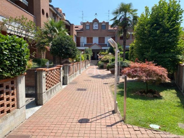 casa indipendente in vendita a Gaggiano