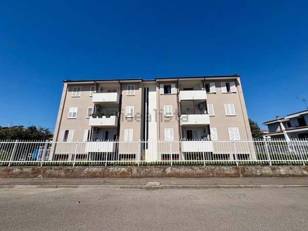 appartamento in vendita a Gaggiano in zona Vigano
