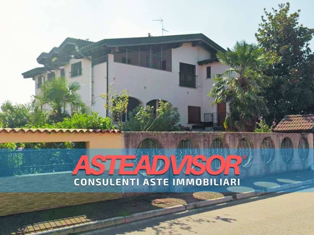 appartamento in vendita a Gaggiano in zona Vigano