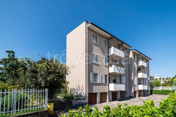 appartamento in vendita a Gaggiano in zona Vigano