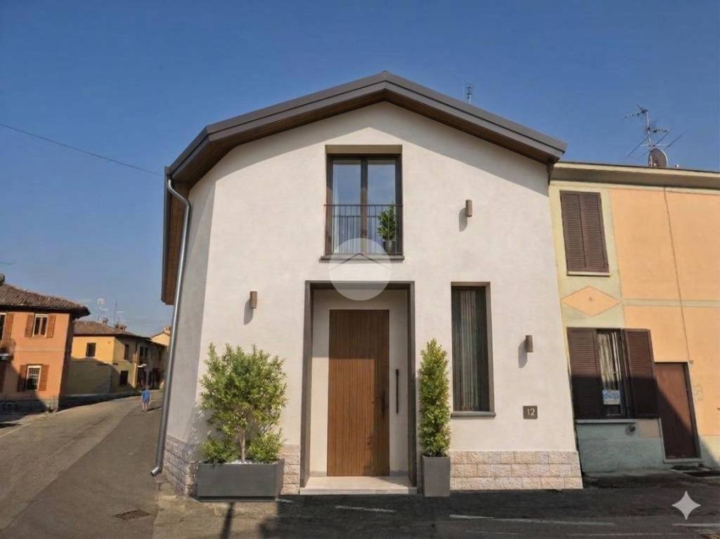 casa indipendente in vendita a Gaggiano in zona San Vito