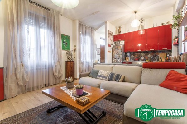 appartamento in vendita a Garbagnate Milanese in zona Bariana