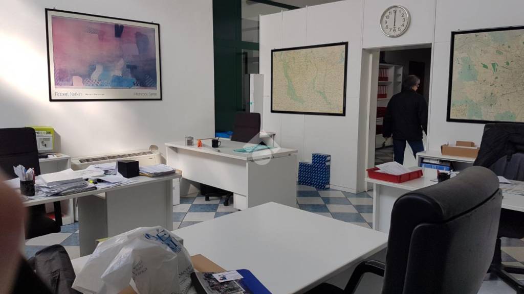 negozio in vendita a Garbagnate Milanese