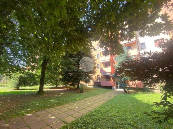 appartamento in vendita a Garbagnate Milanese