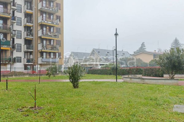 appartamento in vendita a Garbagnate Milanese