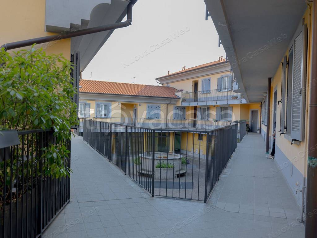 appartamento in vendita a Garbagnate Milanese