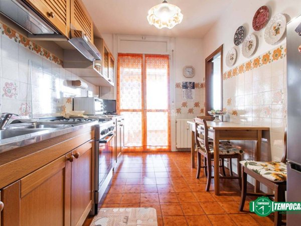 appartamento in vendita a Garbagnate Milanese