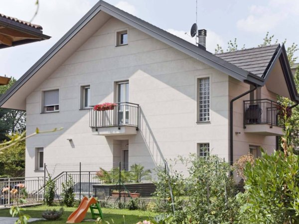 casa indipendente in vendita a Garbagnate Milanese