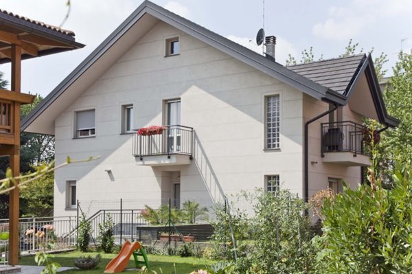 casa indipendente in vendita a Garbagnate Milanese