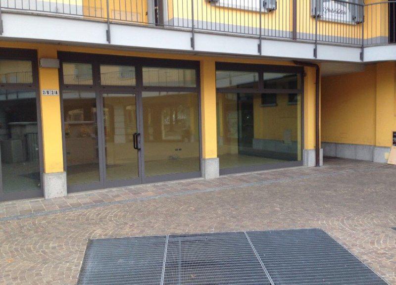 locale commerciale in vendita a Garbagnate Milanese
