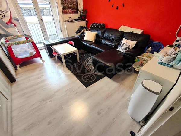 appartamento in vendita a Garbagnate Milanese