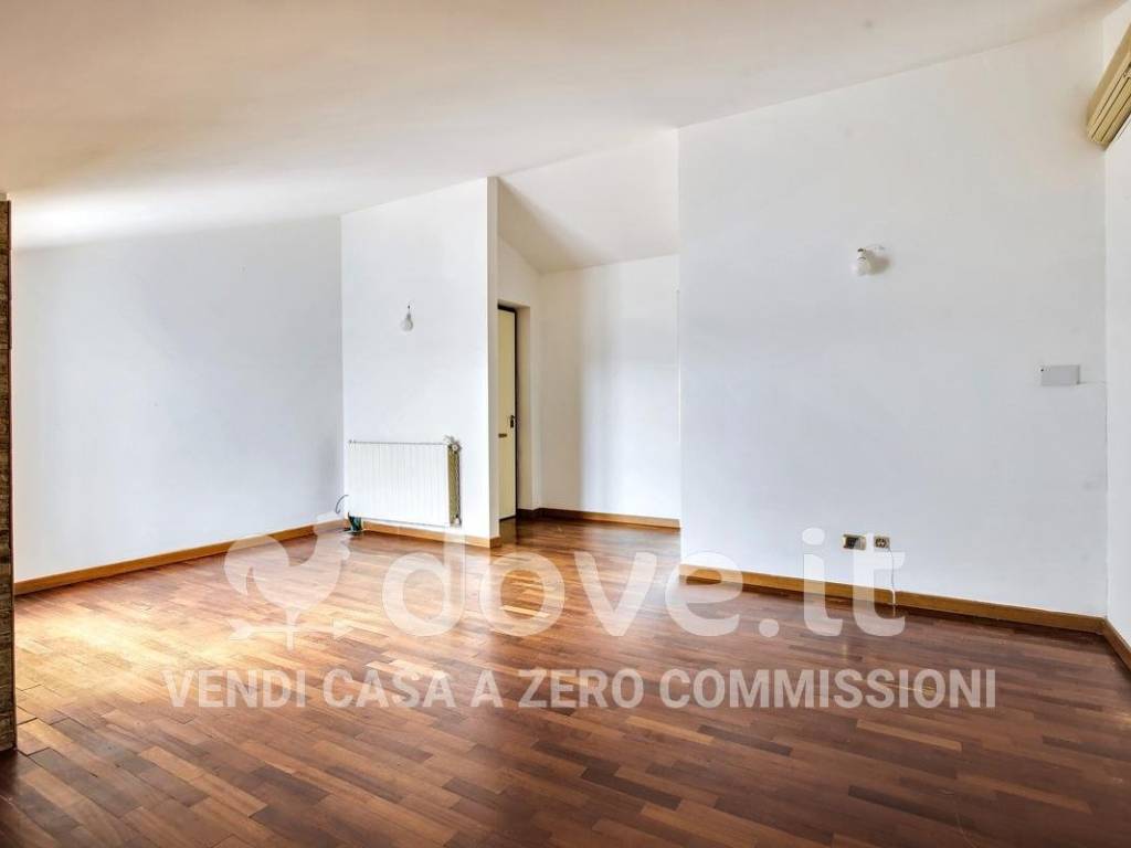 appartamento in vendita a Garbagnate Milanese