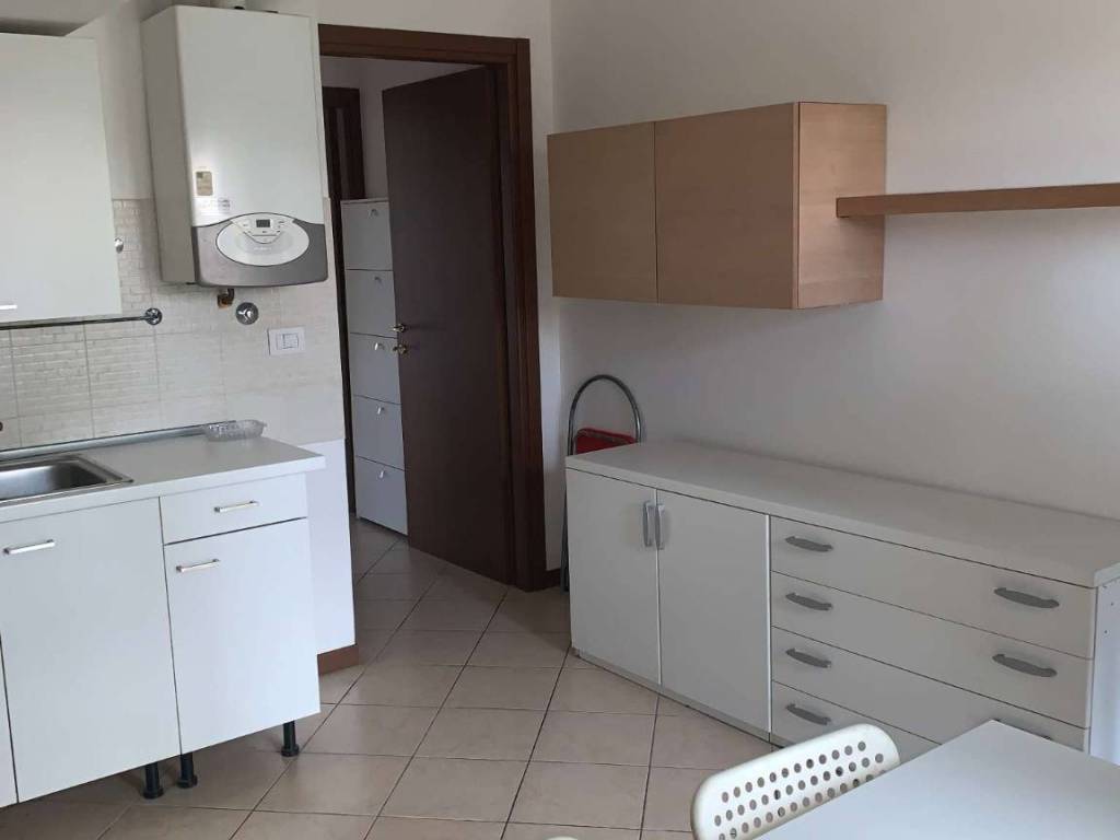 appartamento in vendita a Garbagnate Milanese