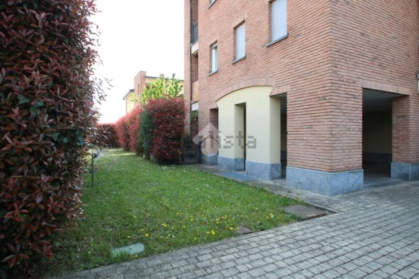 appartamento in vendita a Garbagnate Milanese