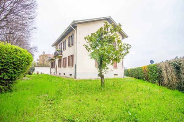 appartamento in vendita a Garbagnate Milanese