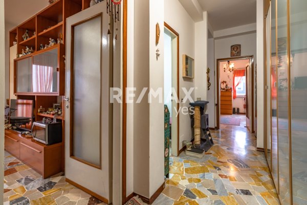 appartamento in vendita a Garbagnate Milanese