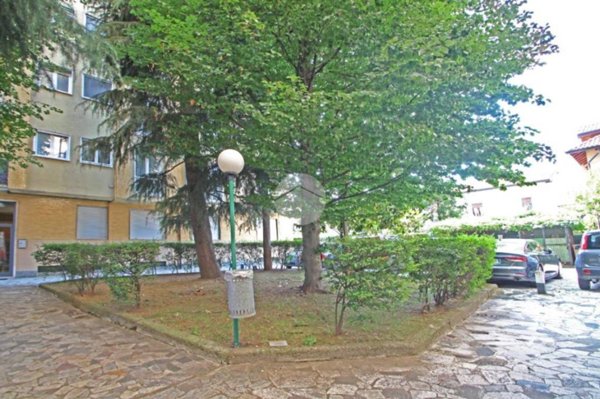 appartamento in vendita a Garbagnate Milanese