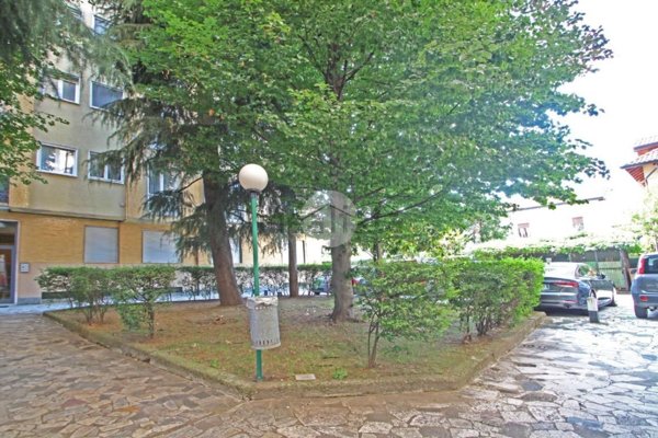 appartamento in vendita a Garbagnate Milanese