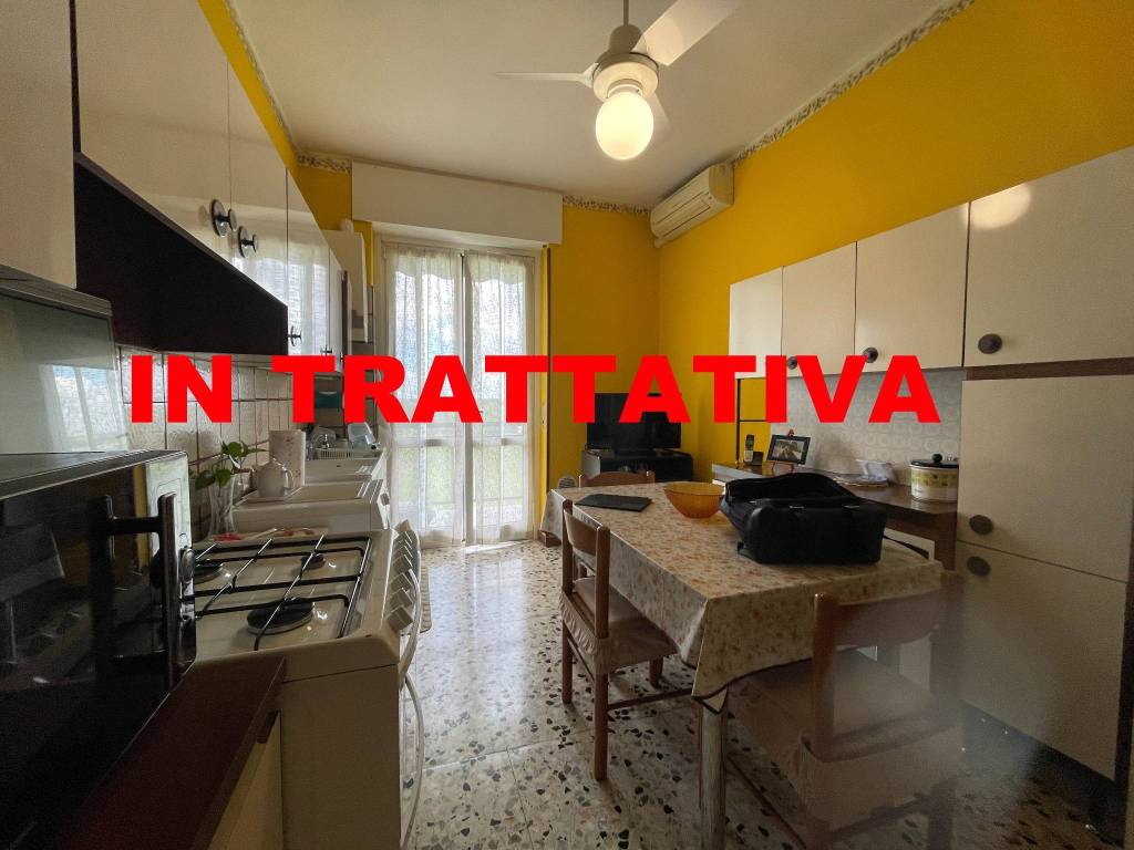 appartamento in vendita a Garbagnate Milanese