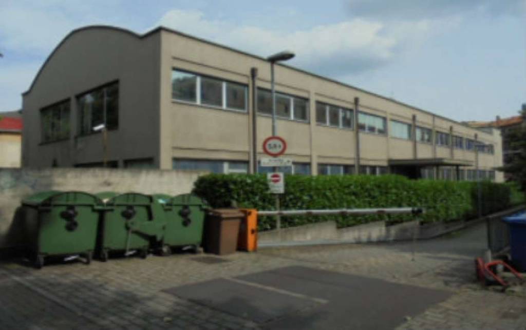 negozio in vendita a Garbagnate Milanese