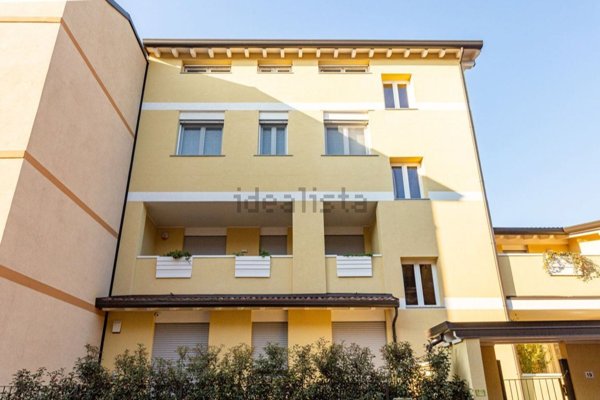 appartamento in vendita a Garbagnate Milanese